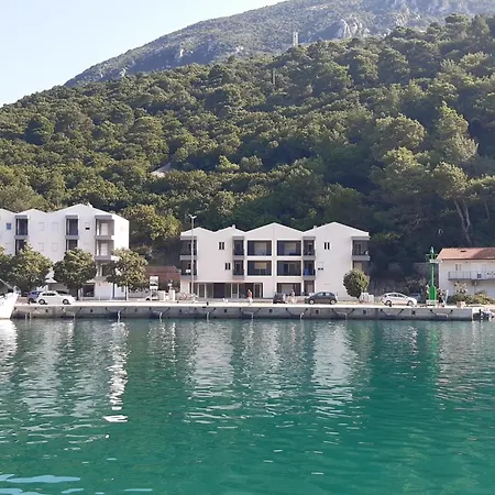 Διαμέρισμα Lucie *